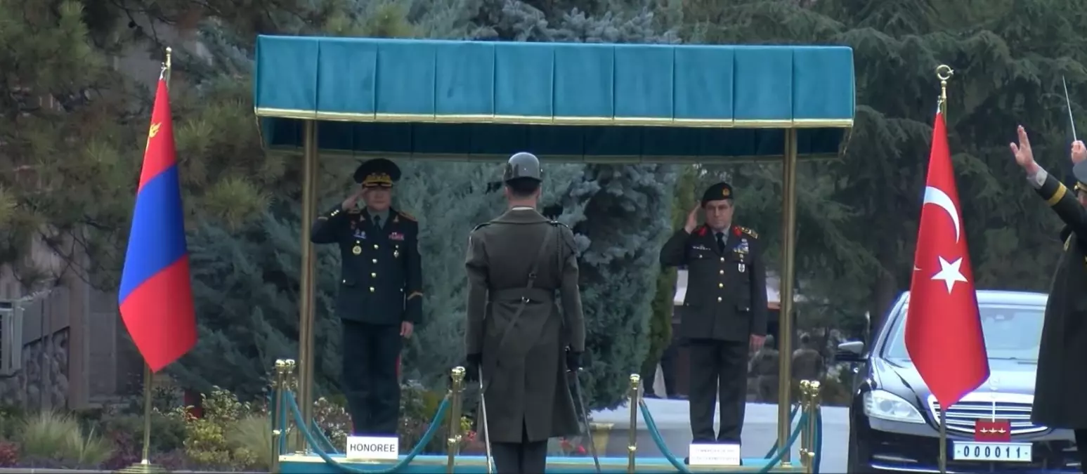 Moğolistan Genelkurmay Başkanı Türkiye\'de