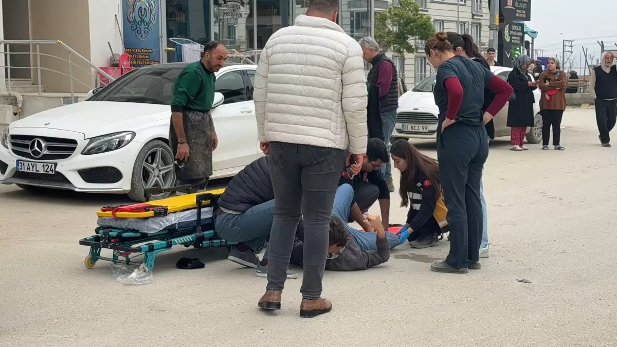 Deprem Panik Yaratıp Genç Yaraladı