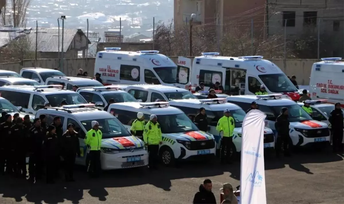 Hakkari\'ye 45 Yeni Güvenlik Aracı Gönderildi