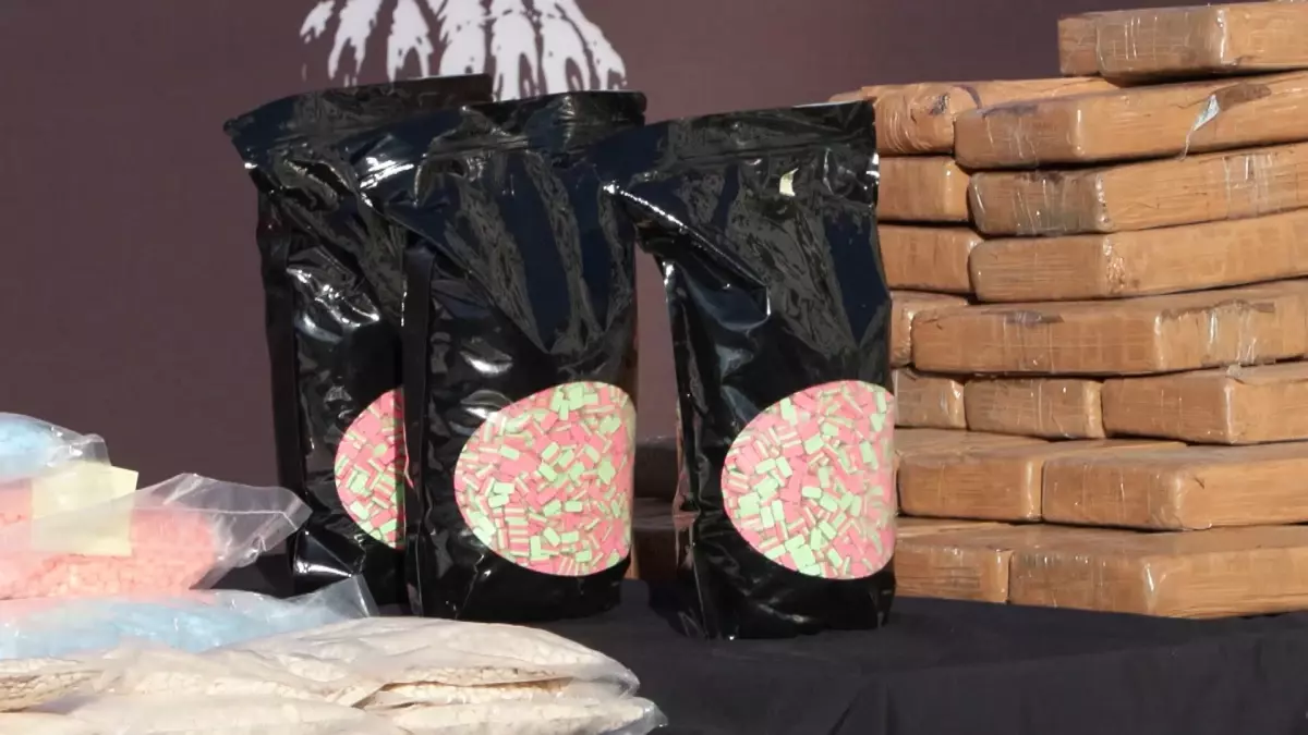 İstanbul\'da Uyuşturucu Operasyonları: 1 Ton Ele Geçirildi