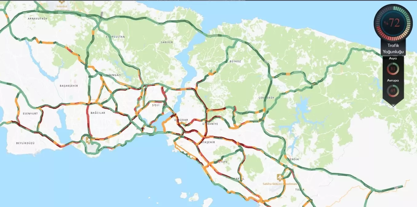 İstanbul\'da Trafik Yoğunluğu Artıyor