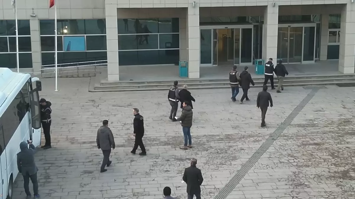 FETÖ/PDY Operasyonu: 15 Gözaltı