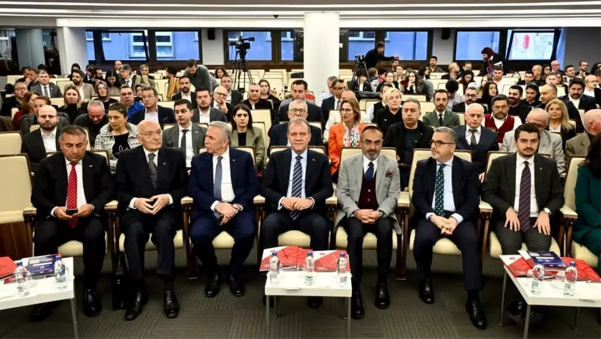 Tuzla Belediyesi Öğrencilere Beslenme Desteği Sağlıyor