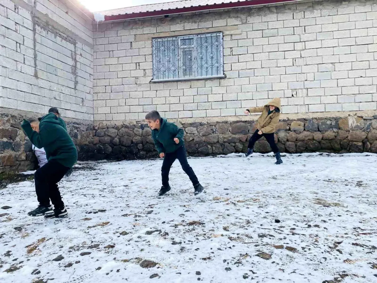 Patnos\'a Kar Yağdı