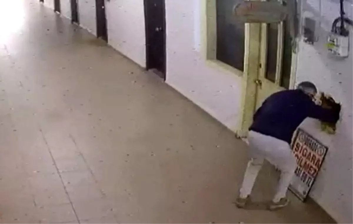 Bakırköy\'de 40 Bin Dolar Değerinde Saat Hırsızlığı