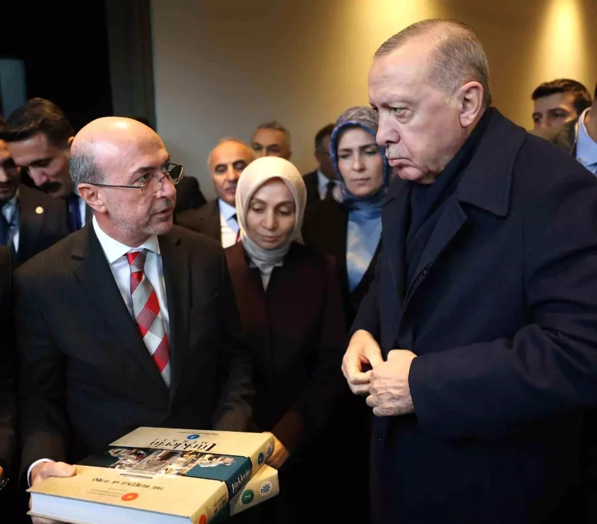 Başkan Pekyatırmacı, Türklerin Mirası Projesinin ilk 4 cildini Cumhurbaşkanı Erdoğan\'a takdim etti