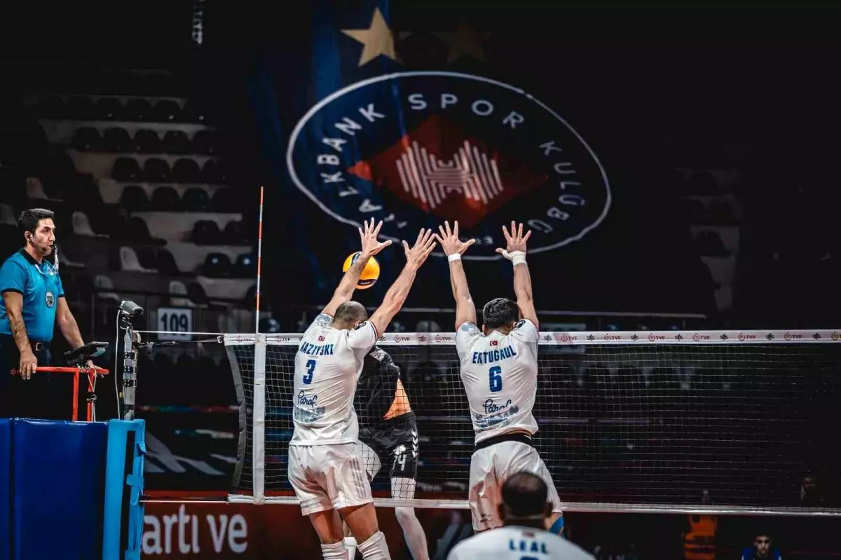 Halkbank, Spor Toto\'yu 3-0 Yendi