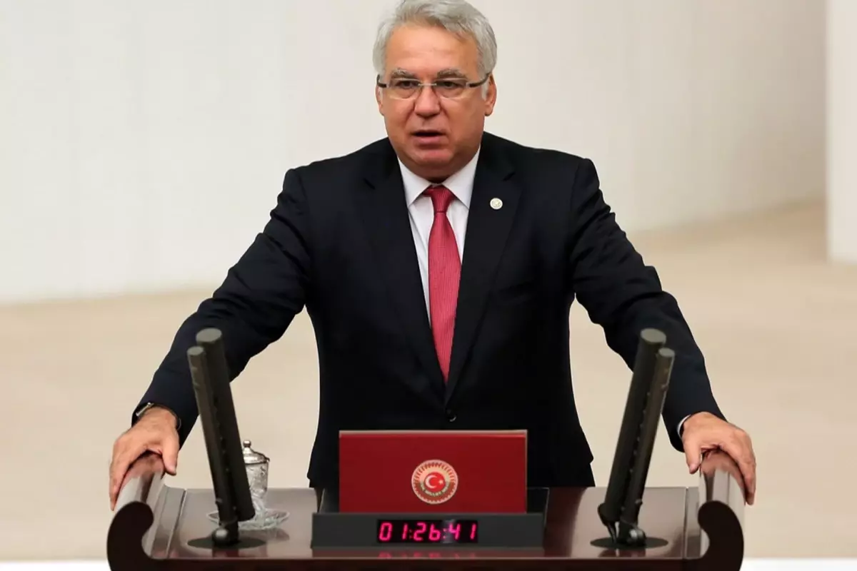 Hüseyin Kocabıyık 2 yıl 5 ay hapis cezası aldı