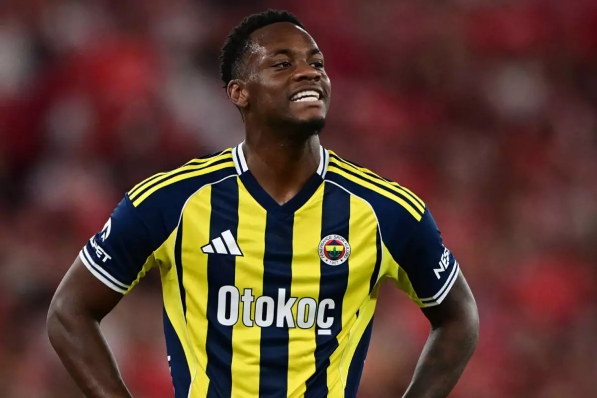 Jhon Duran\'ın neden oyundan alındığı ortaya çıktı