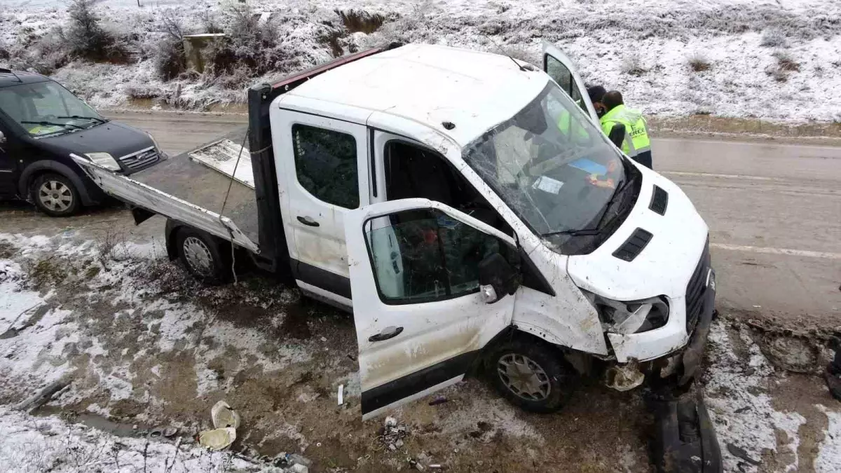 Kastamonu\'da Kamyonet Devrildi: 7 Yaralı