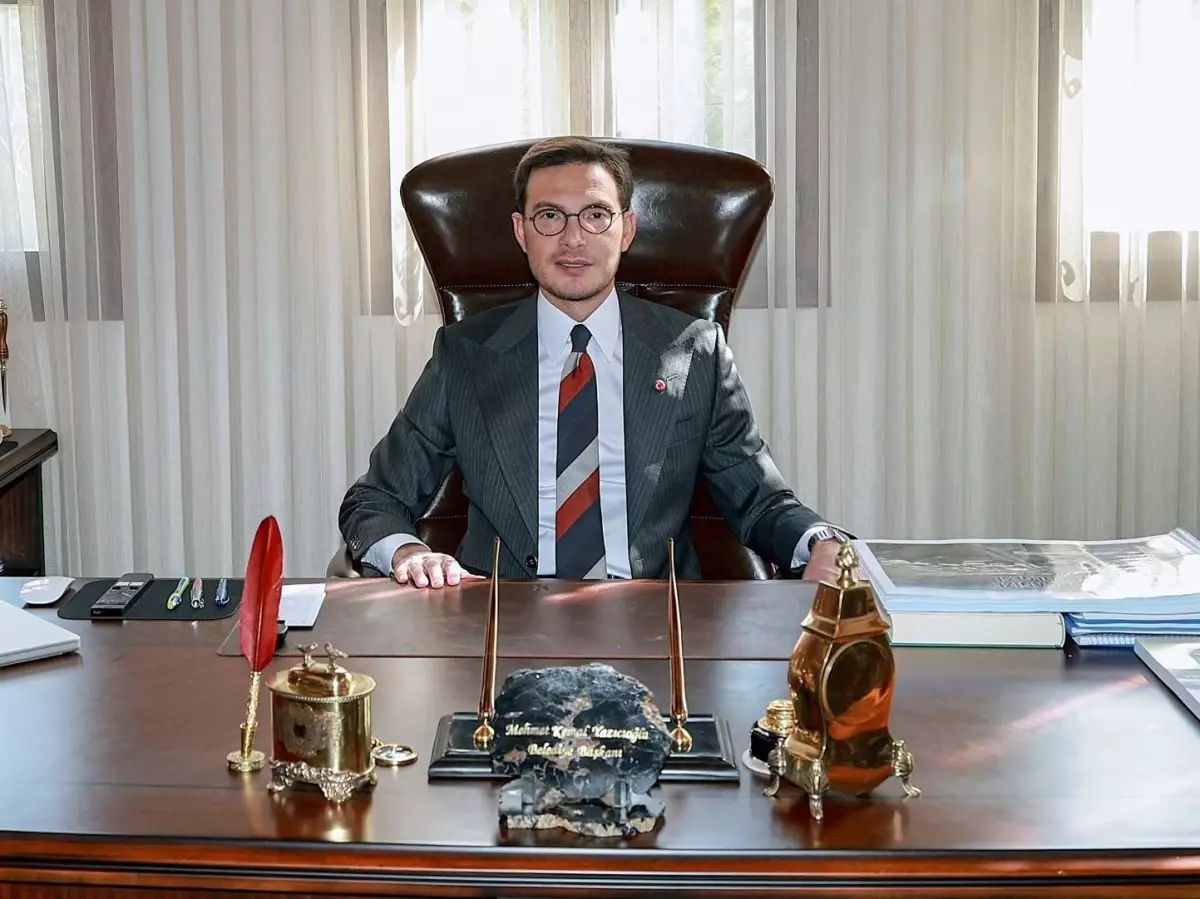 Makam odasında dinleme cihazı bulundu! \'Süper Vali\'nin oğlundan sert tepki