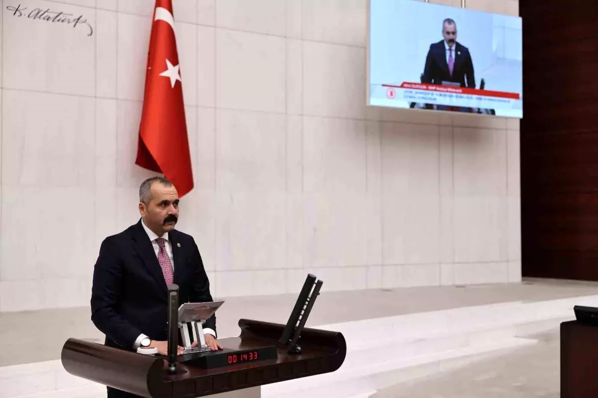 MHP\'li Durgun: Pestisit İddiaları Abartılı