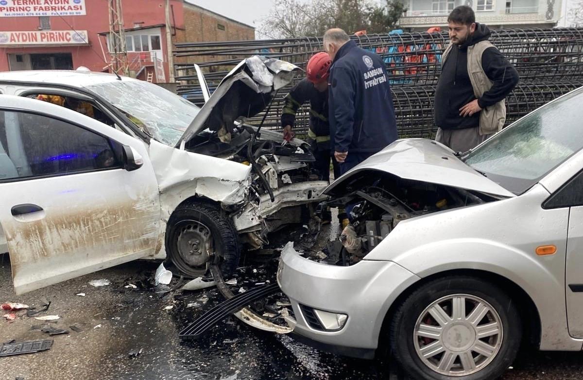 Samsun\'da Feci Trafik Kazası: 6 Yaralı