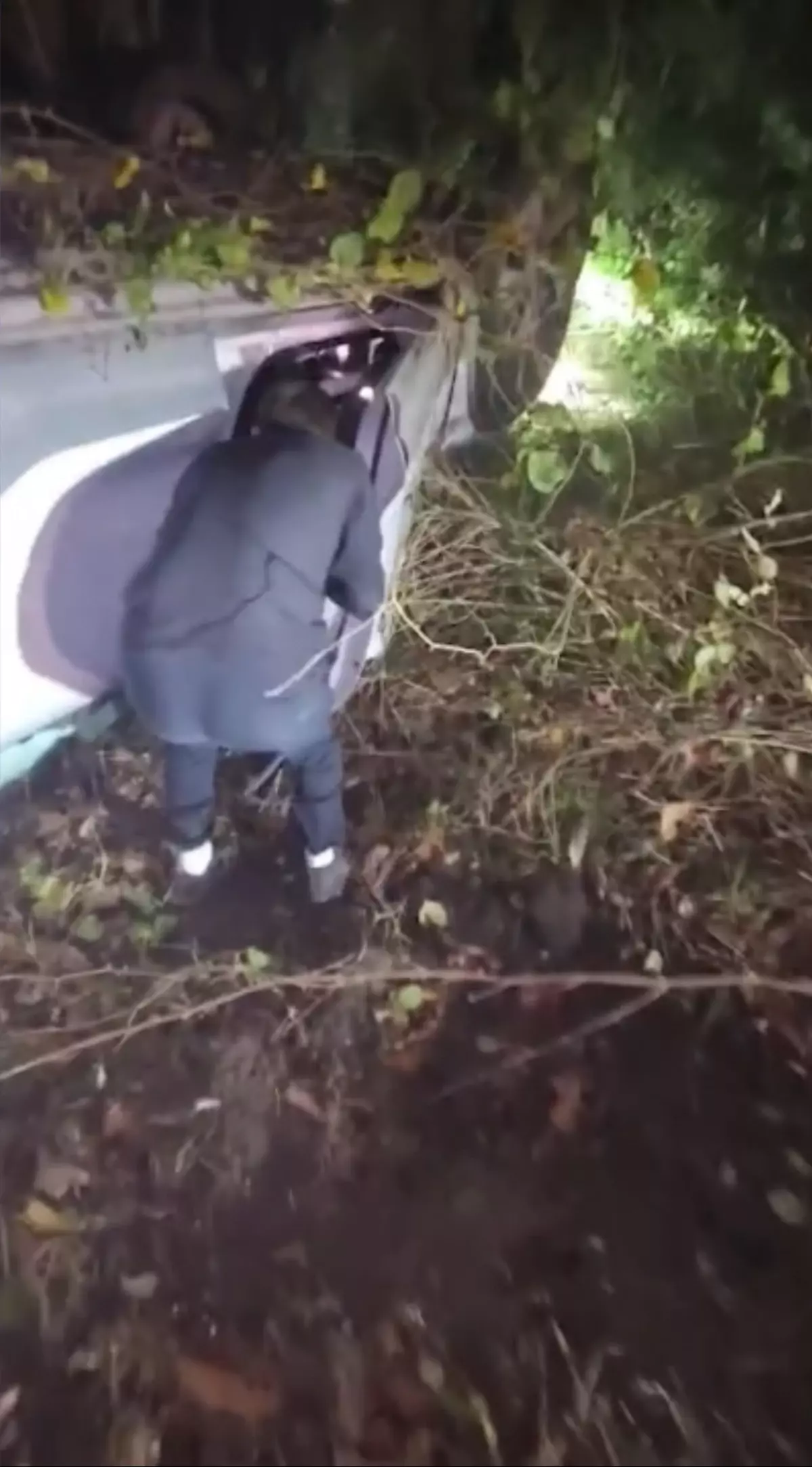 Sarıyer\'de Takla Atan Araçta Sürücü Kurtarıldı