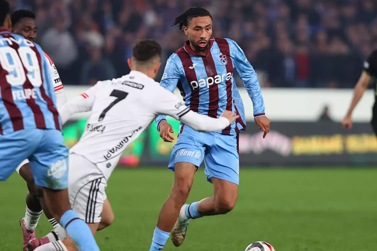Trabzonspor\'a iki yıldızından kötü haber