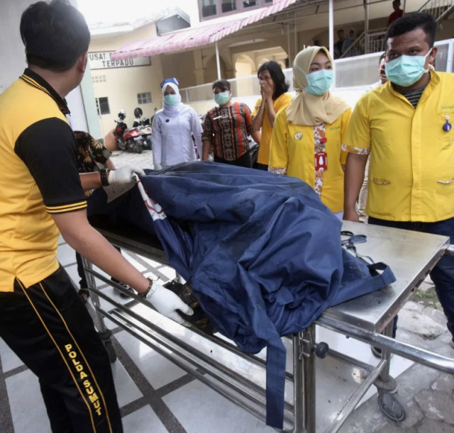 Ülke felaketi yaşıyor! Ölü sayısı 1030'a yükseldi, 206 kişi kayıp