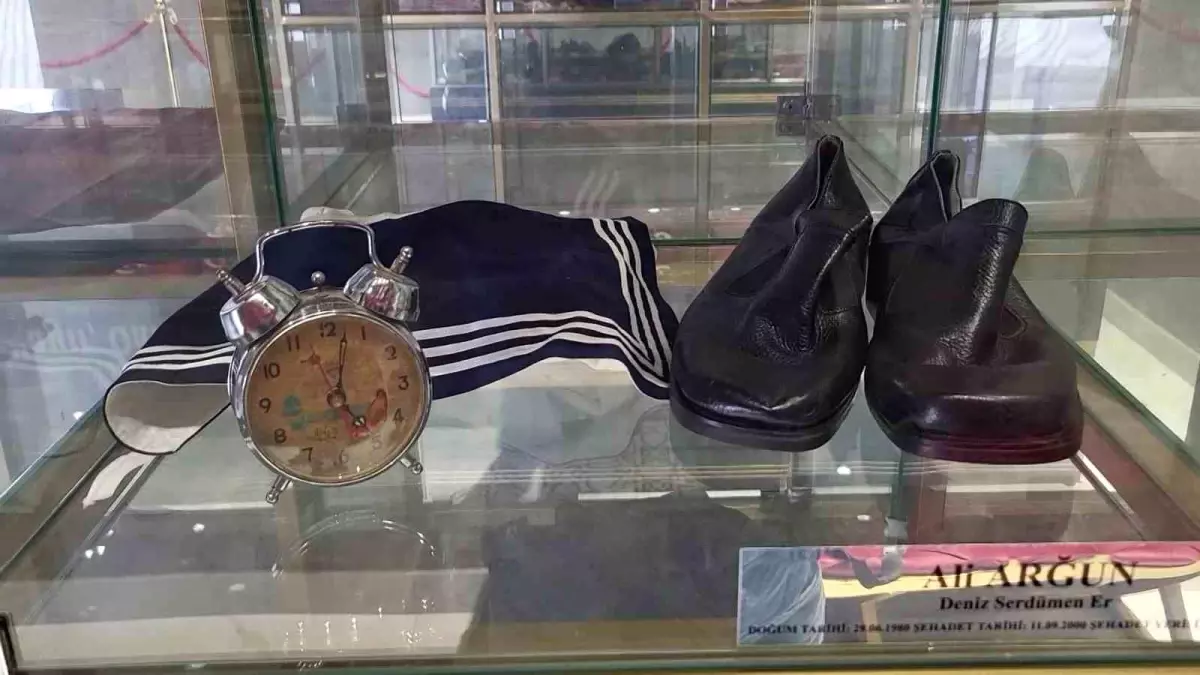 Adıyaman Şehitlik Müzesi\'nde şehitlerin eşyaları sergilenmeye başladı