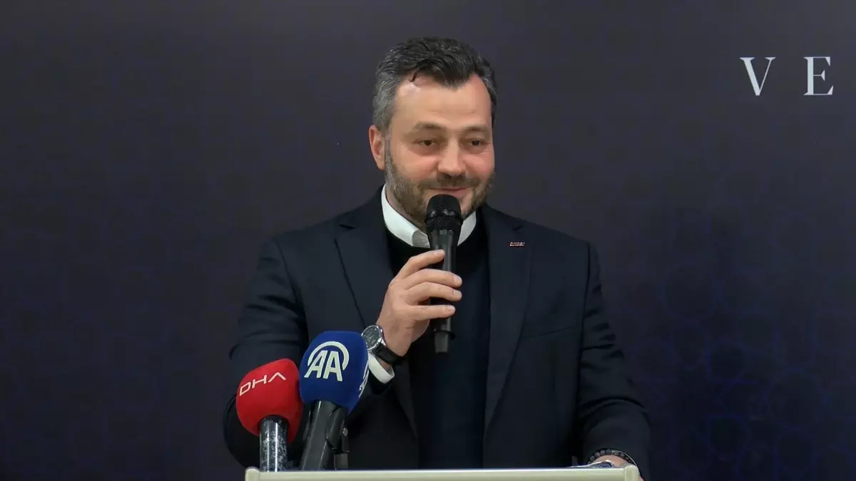 AK Parti\'li İleri: İmam hatip, dünyaya model olmuş bir sistemdir