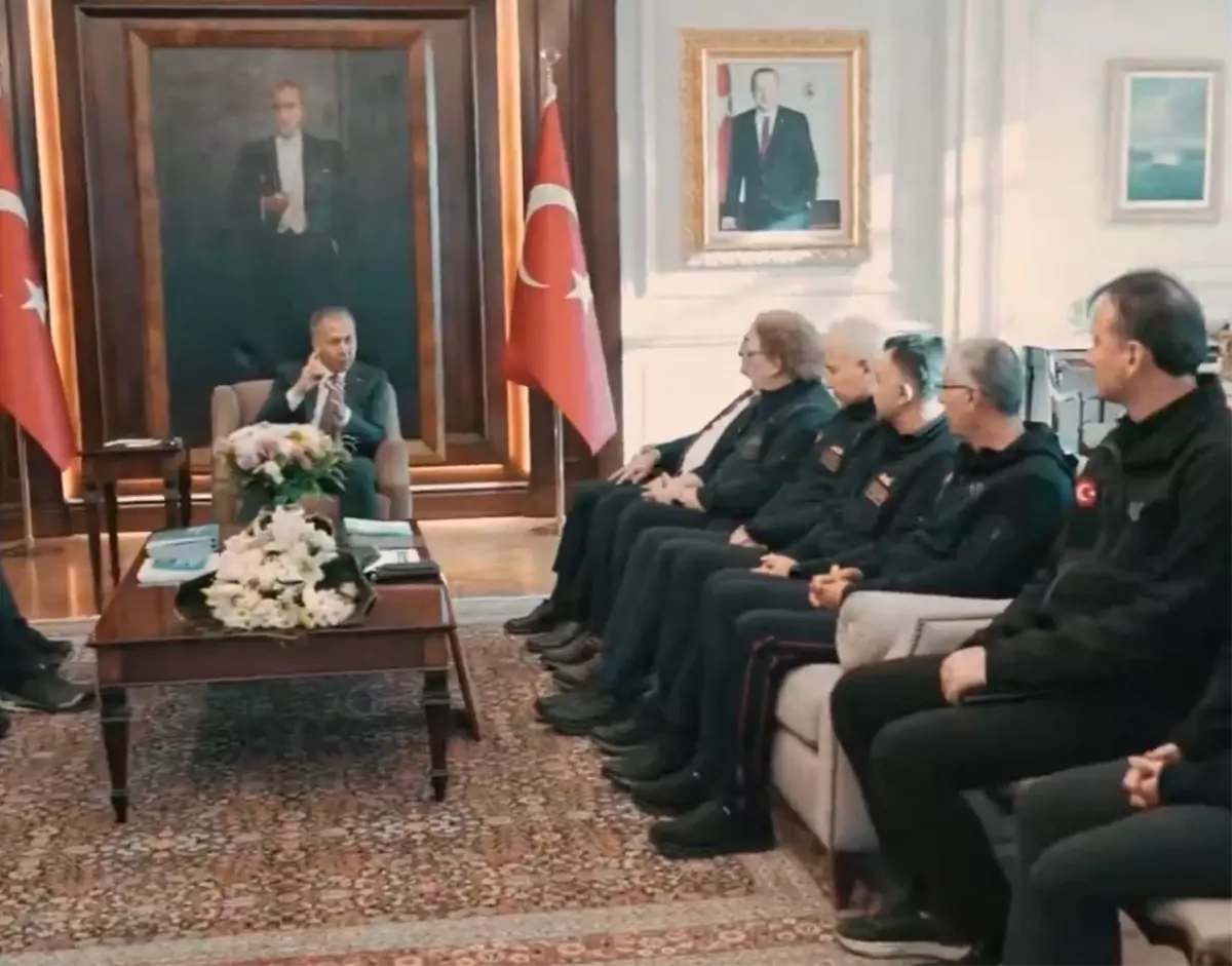 Yerlikaya\'dan AFAD\'a Kutlama