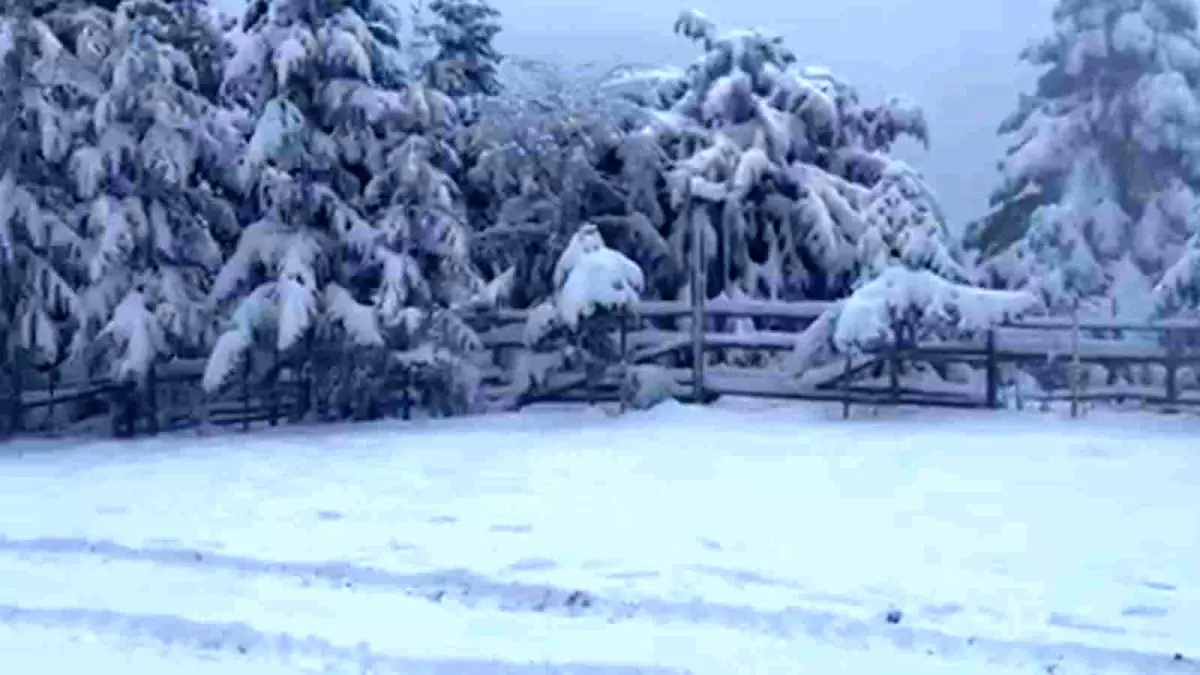 Arkut Dağı\'nda Yapay Kar Sezonu Uzatıldı