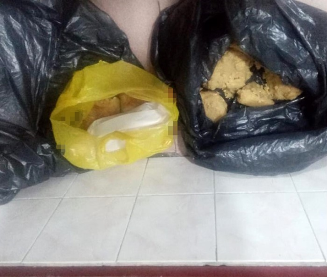 Börek tezgahında fareler cirit attı