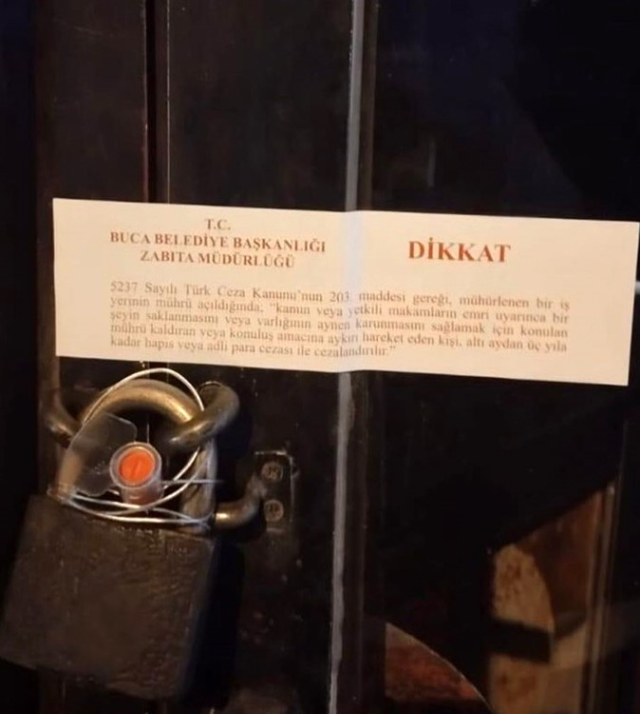 Börek tezgahında fareler cirit attı