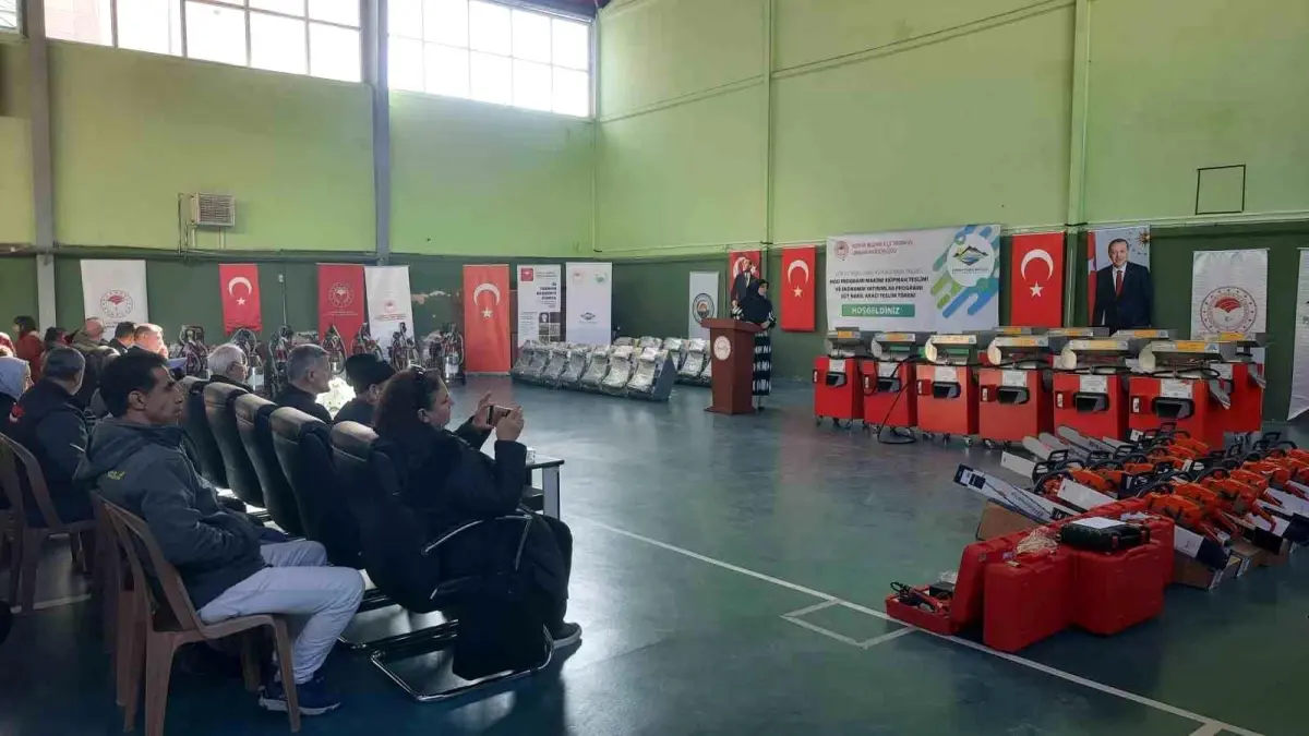 Bozkır\'da Çiftçilere Hibe Destek