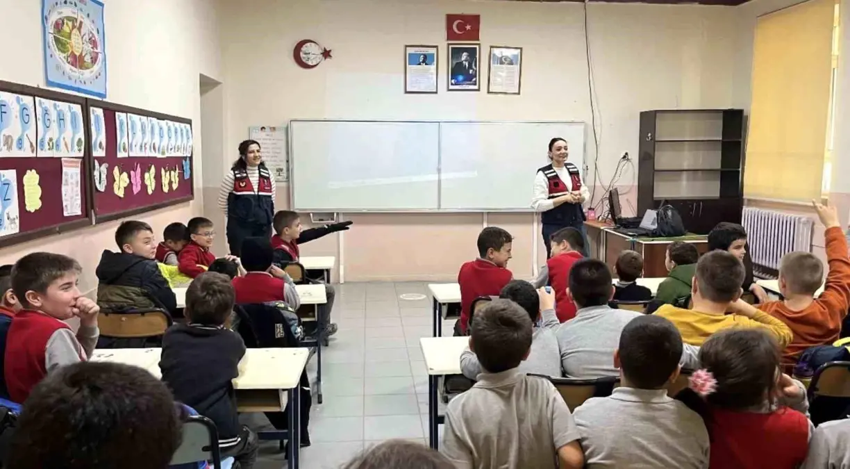 Çanakkale\'de Güvenlik ve Şiddetle Mücadele Eğitimi