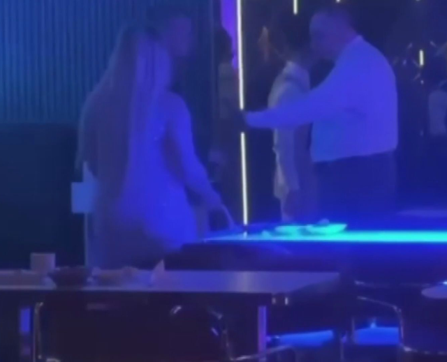 Dev fuhuş operasyonunda çarpıcı ayrıntı! Kadınları SGK'lı çalışan gibi göstermişler Dev fuhuş operasyonunda çarpıcı ayrıntı! Kadınları SGK'lı çalışan gibi göstermişler