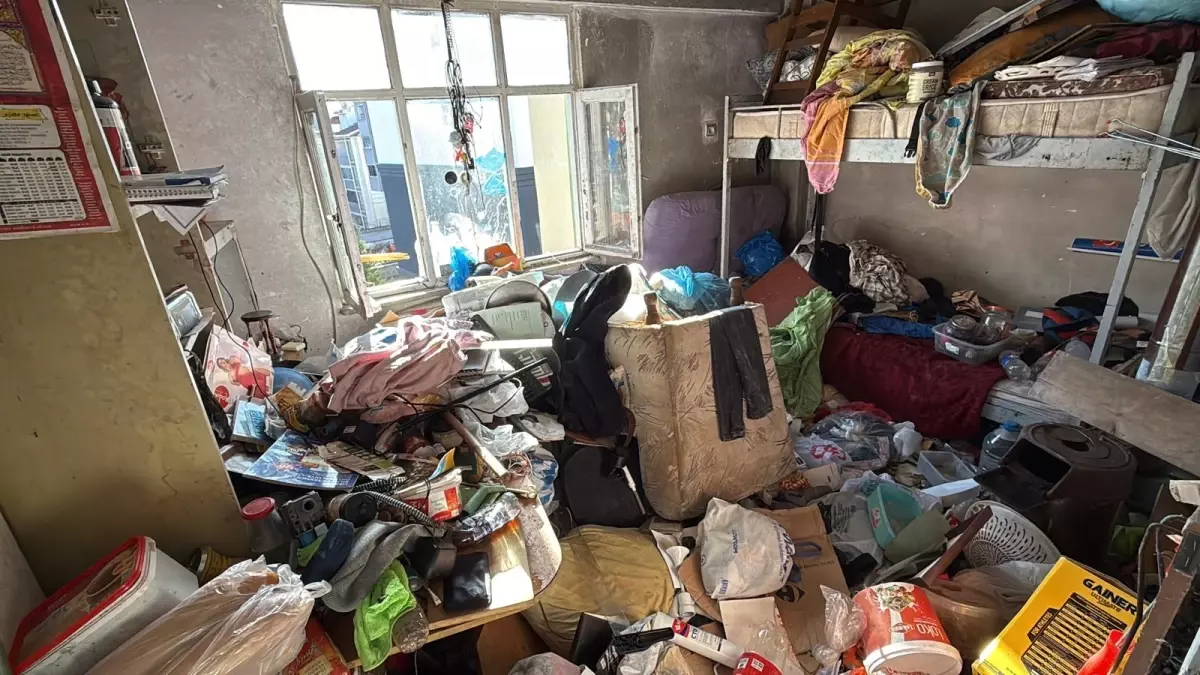 Karabük\'te 10 Kamyon Çöp Çıkarıldı