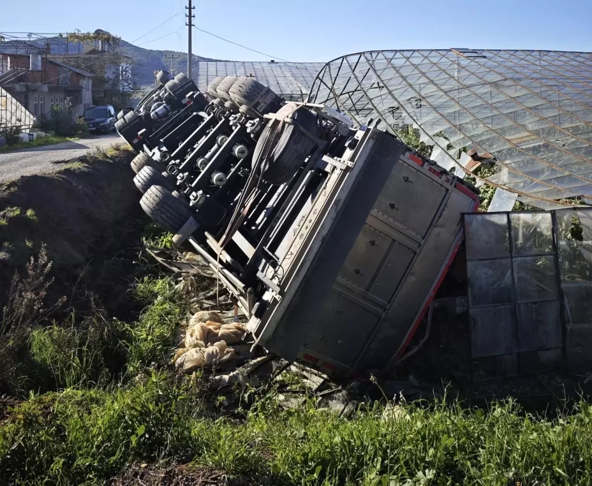 Gazipaşa\'da Trafik Kazası: 1 Yaralı