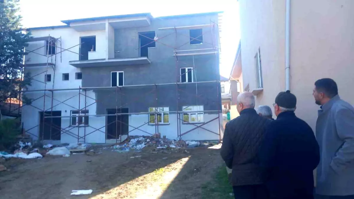 Erdoğmuş Mahallesi\'nden Örnek Dayanışma