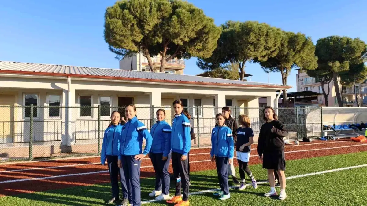 Germencik Belediyesi futbol kursları yoğun ilgiyle devam ediyor