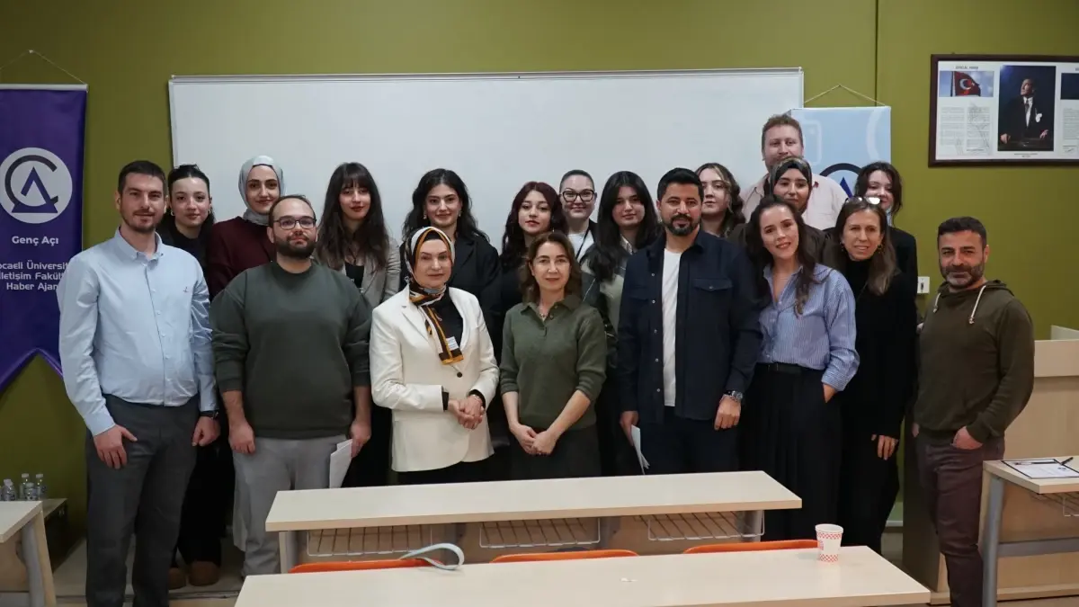 Haberler.com Kocaeli Üniversitesi\'nde "Dijital Haberciliğin Geleceği"ni anlattı