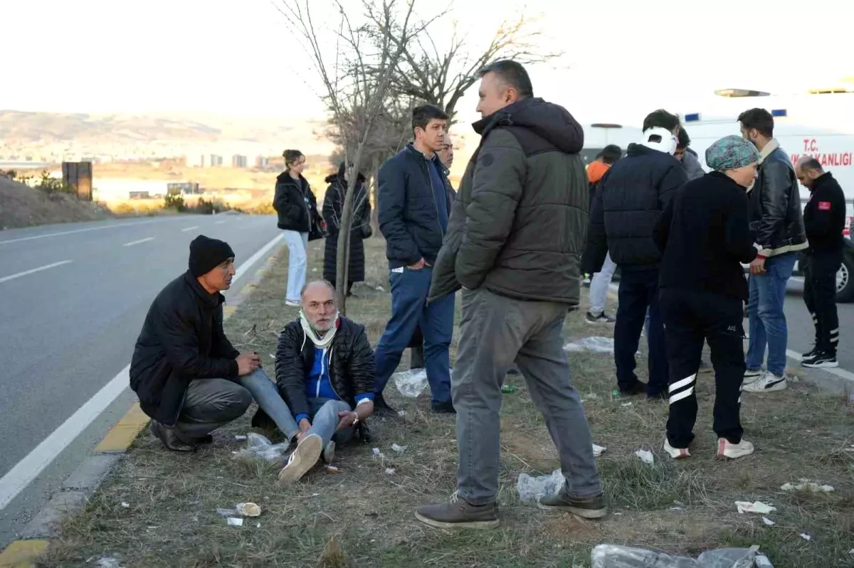 Kırıkkale\'de Zincirleme Kaza: 10 Yaralı