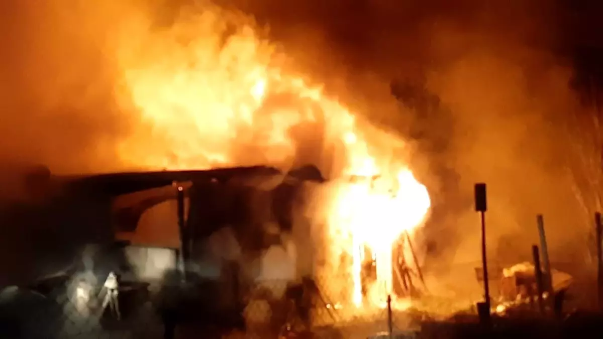 Kümesi alev alev yanan adamın dedikleri şaşırttı