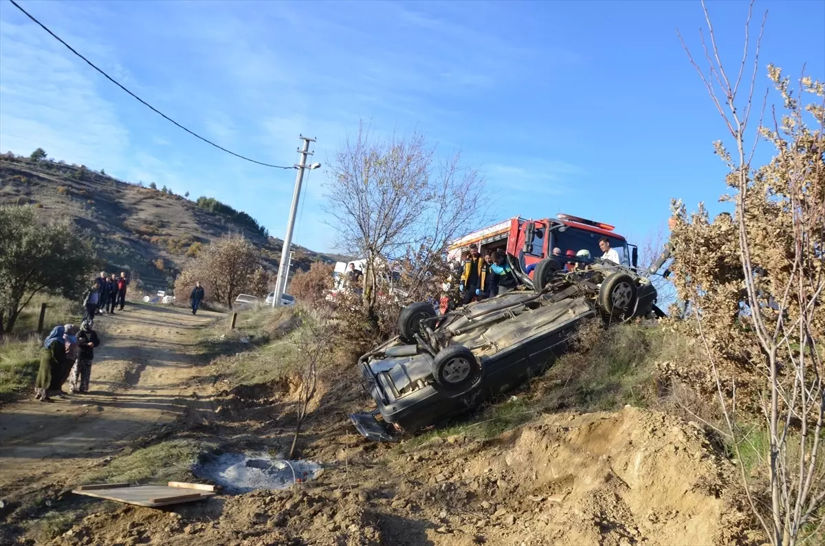 Demirci\'de Kaza: Sürücü Yaralandı