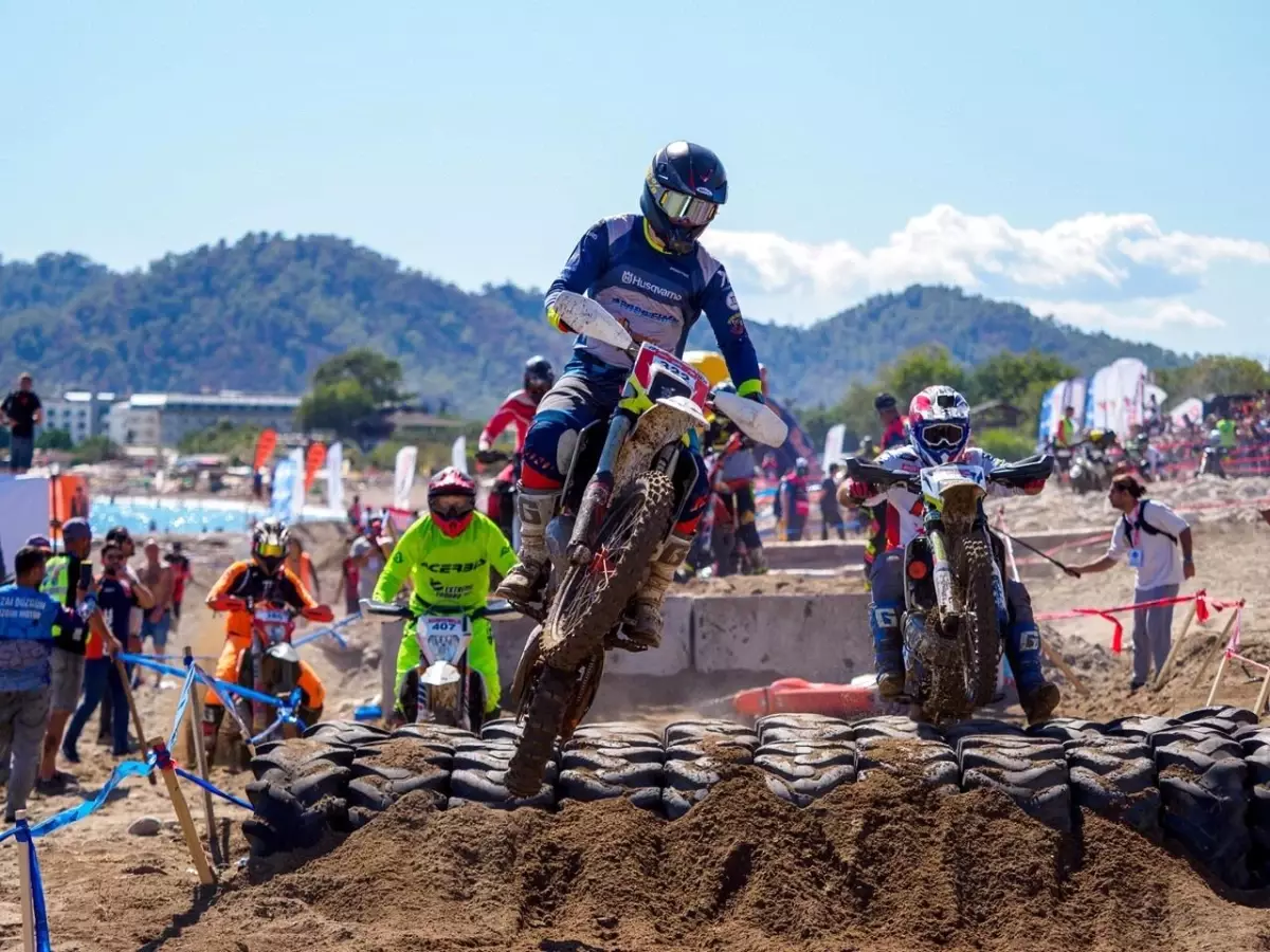 FIM Hard Enduro D�nya �ampiyonas�'n�n T�rkiye aya�� 8-10 Ekim 2026'da Antalya'da d�zenlenecek.