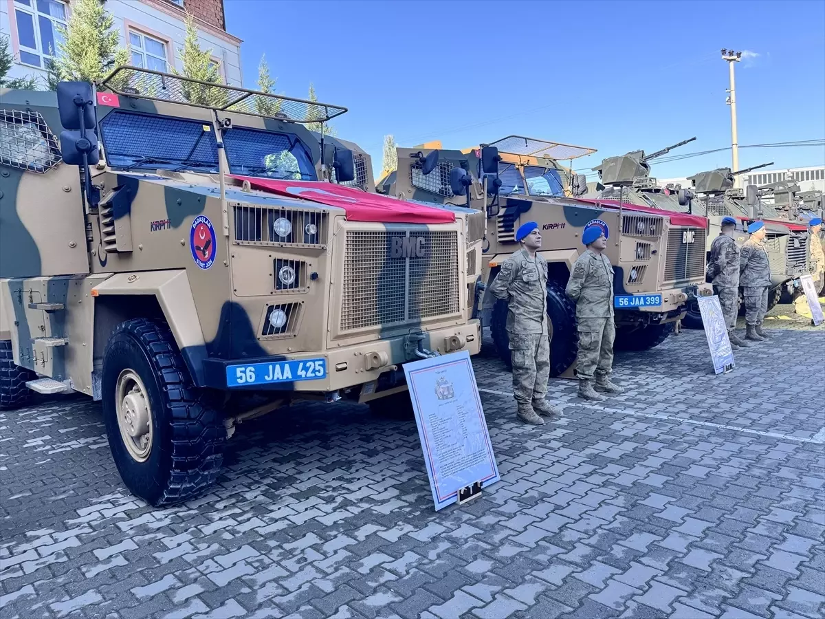 Siirt\'te "Yerli Malı Haftası"nda öğrencilere yerli ve milli araçlar tanıtıldı