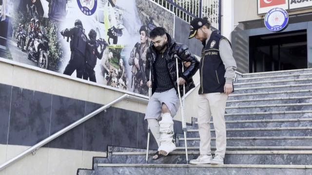 Suç örgütlerine operasyon! 2 kadın tetikçi de yakalandı