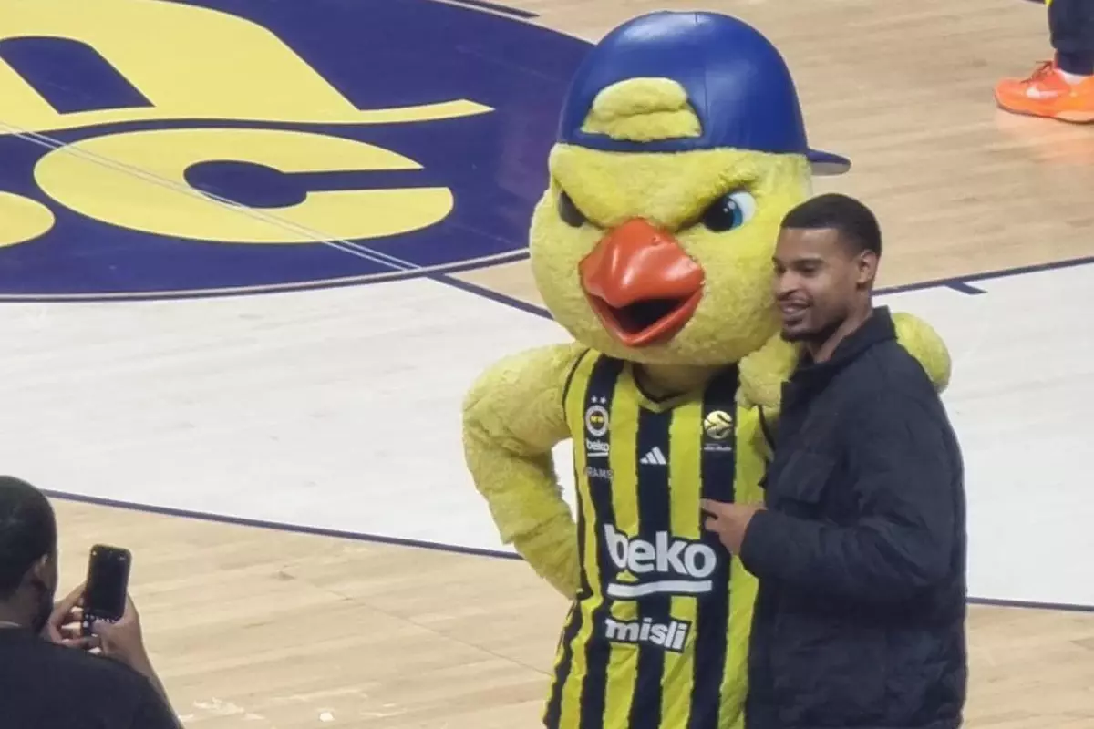 Taraftarı heyecan bastı! Inter\'in yıldızı Fenerbahçe Beko\'nun maçında görüntülendi