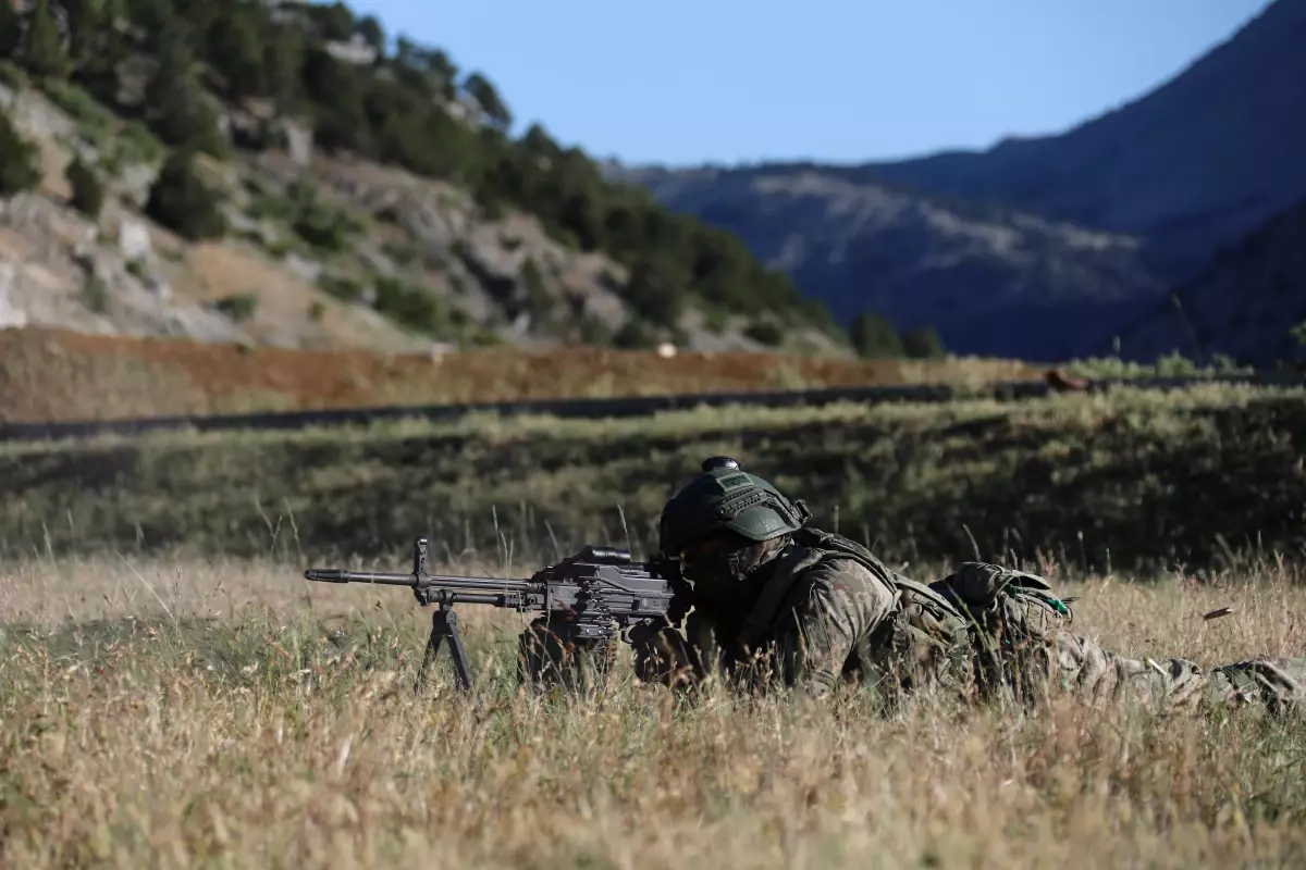 Türkiye'nin İlk Modern Makineli Tüfeği Seri Üretime Hazır