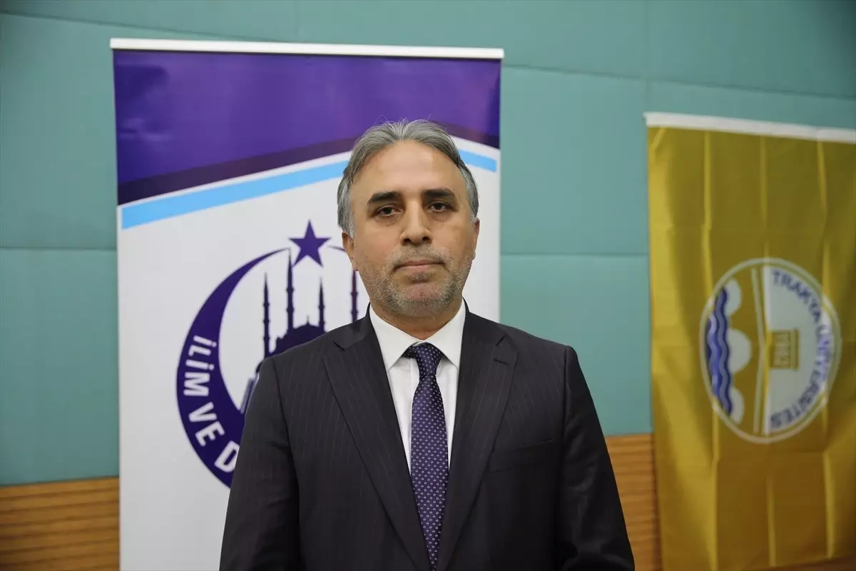 Mahmut Bıyıklı\'dan Türkçe Bilinci Vurgusu