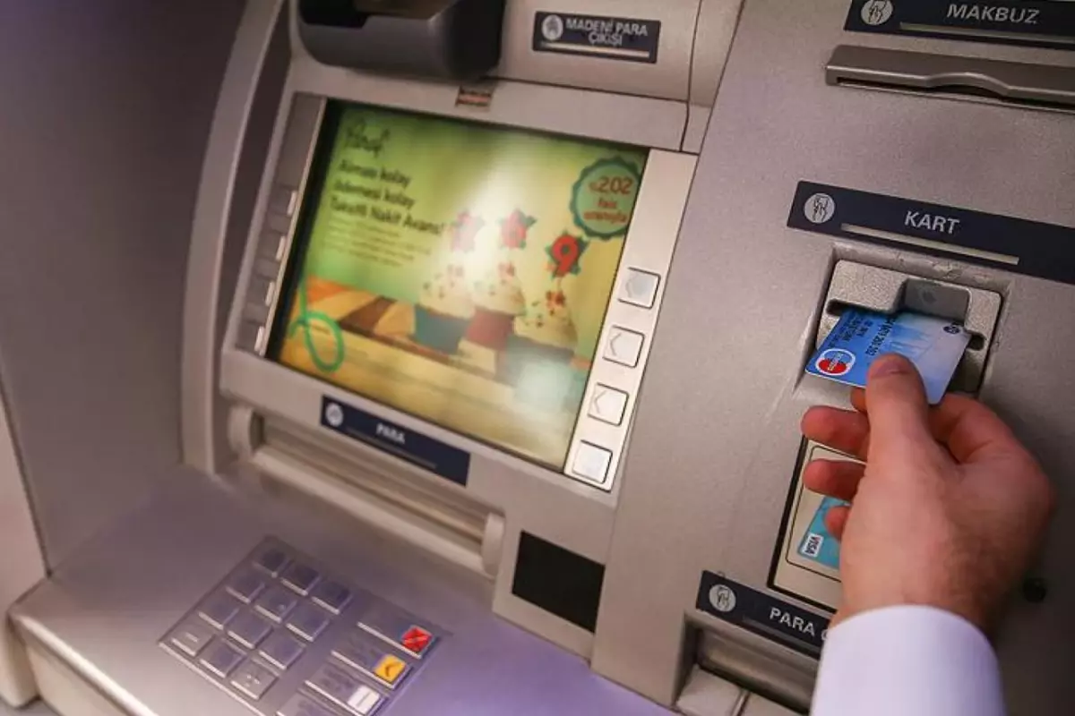 ATM\'lerde yeni dönem! Yılbaşından itibaren ikiye ayrılacaklar