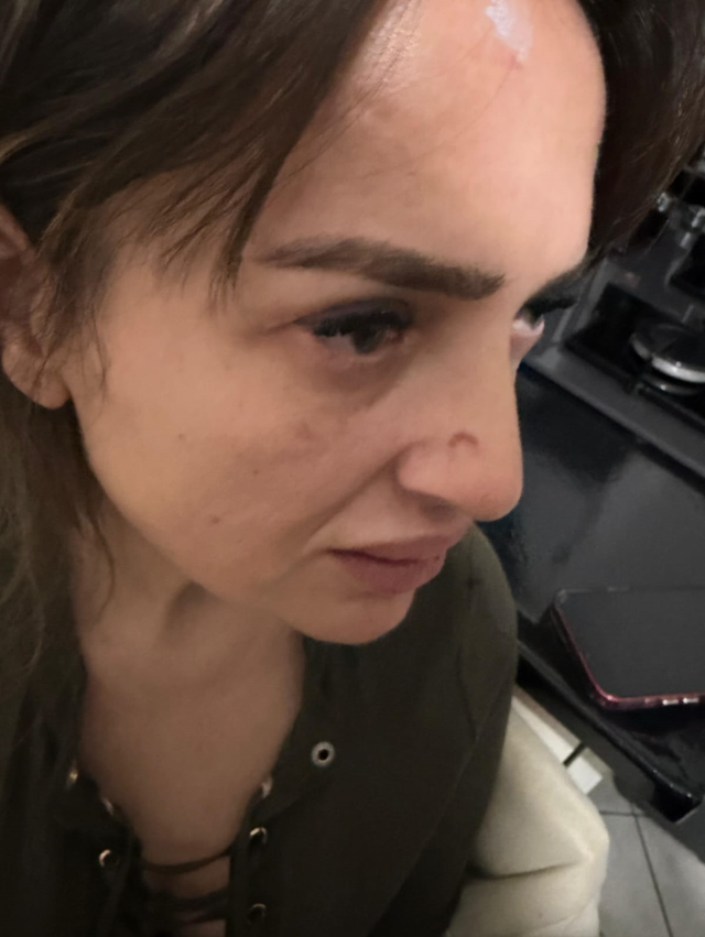 Beykoz'da dehşet anları! Ofisi basan grup eski patronlarını sokak ortasında darp etti Beykoz'da dehşet anları! Ofisi basan grup eski patronlarını sokak ortasında darp etti