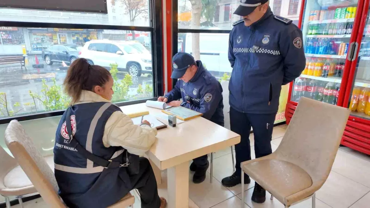 Büyükşehir zabıtası, şehrin huzuru ve düzeni için denetimlerine devam ediyor