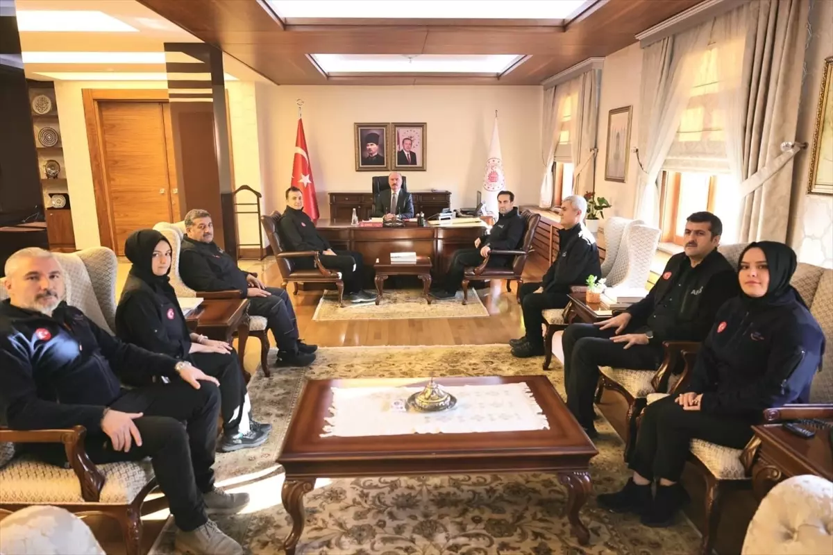 Vali Çalgan\'dan AFAD Ziyareti