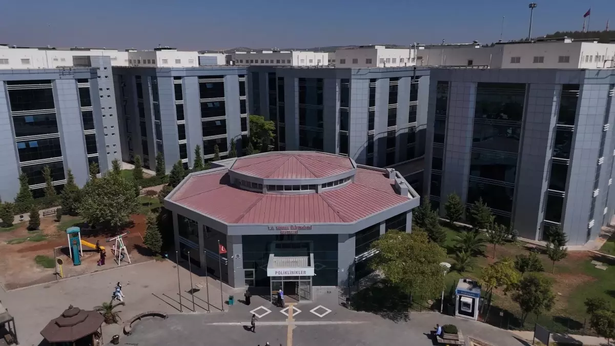 Eşinden Karaciğer Nakli: Duygusal Anlar