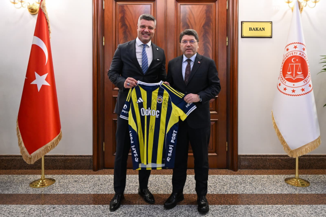 Fenerbahçe Bakan Tunç ziyareti sonrası resmi siteden açıklama yayınladı