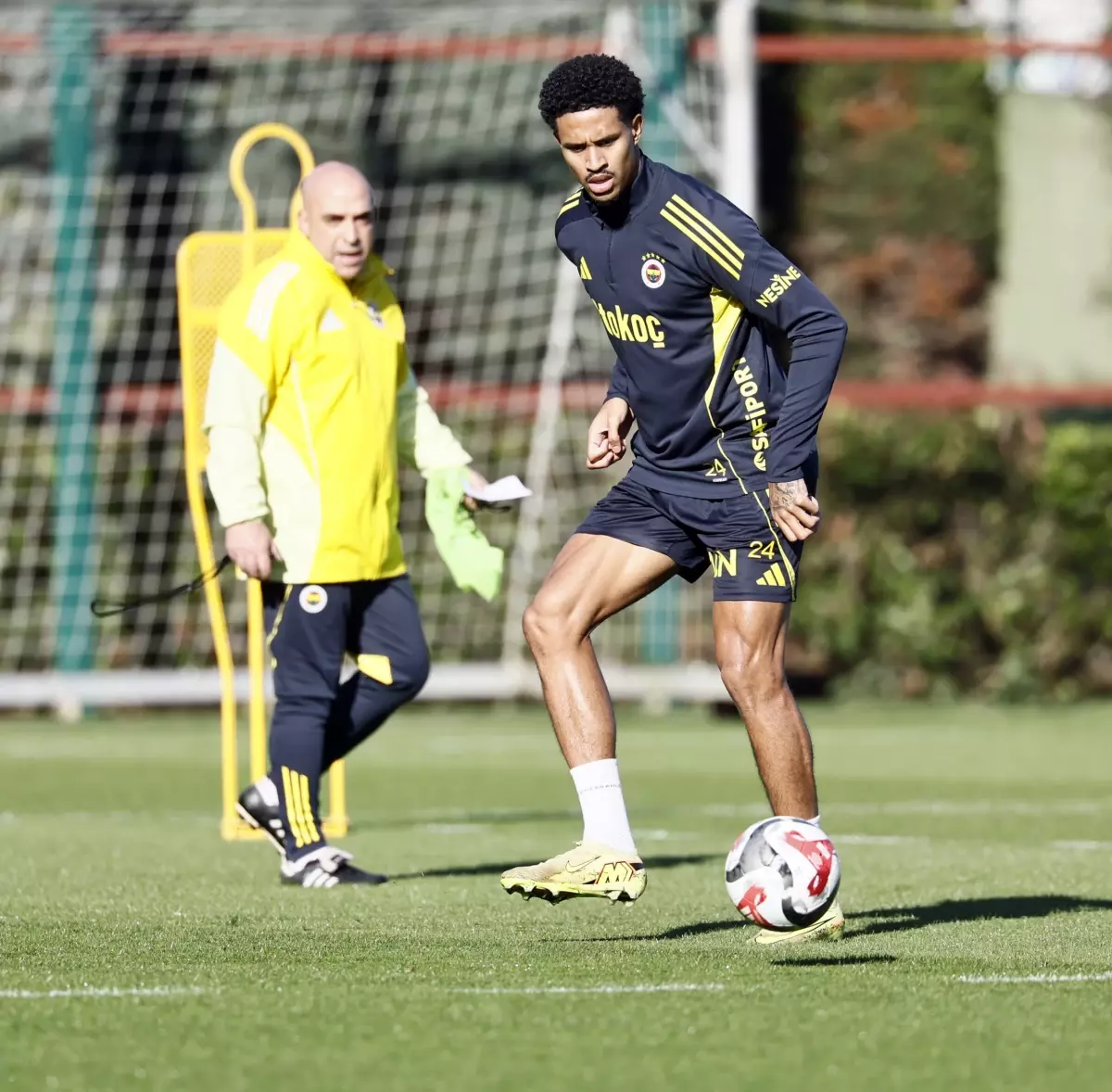 Fenerbahçe, Eyüpspor Maçına Hazırlanıyor